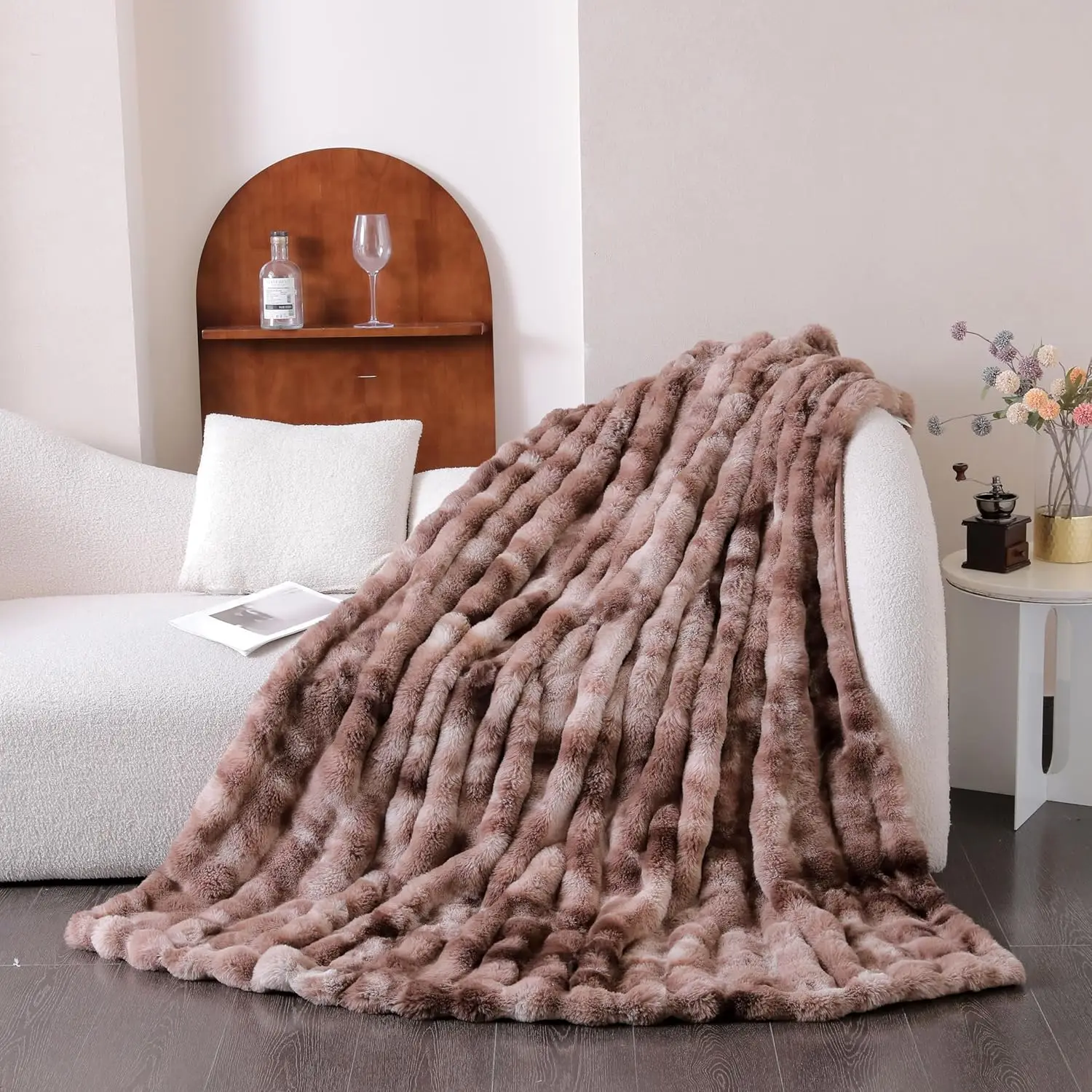 

Ultra Soft Throw Blanket 50''X60'', Brown Fluffy Blankets & Throws Blanket For Couch, Bed, Sofa Cozy Plush Warm Thi Velvet