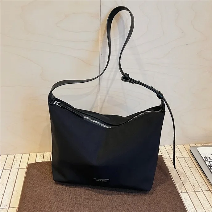 

Простая сумка подмышки в корейском стиле, осень 2022, новая повседневная сумка через плечо для женщин, дизайнерская роскошная сумка-тоут