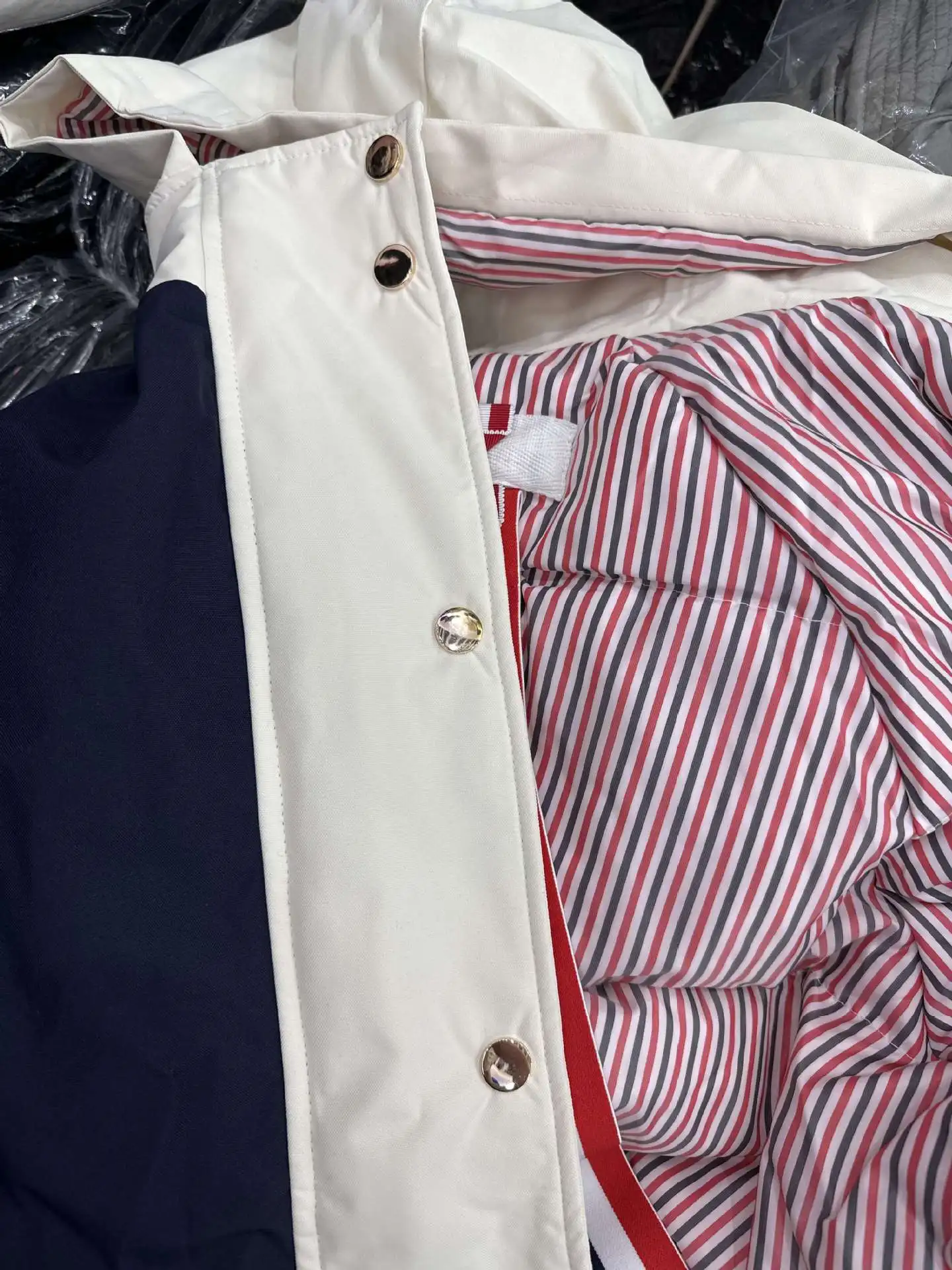 المرأة الجديدة طويلة مقنعين أسفل Jaet أربعة المشارب الأبيض Du أسفل الكورية Sle تنوعا كلية ملابس خارجية العصرية #2