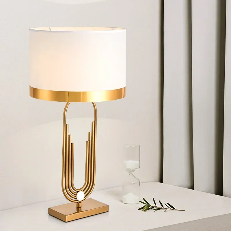 

Nordic Cream Style Luxury Table Lamp Modern Simple Bedroom Decorative Desk Lamp Originality Indoor Lighting Lampar Na Tebur FYTL