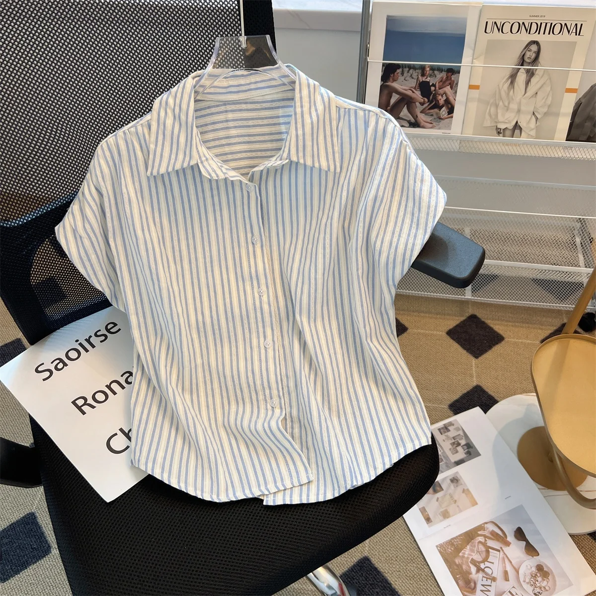 

Summer Women's Ne ort Sve irt Casual Striped Top Faionable Versatile Loose Fit Korean Sle Commute Wind