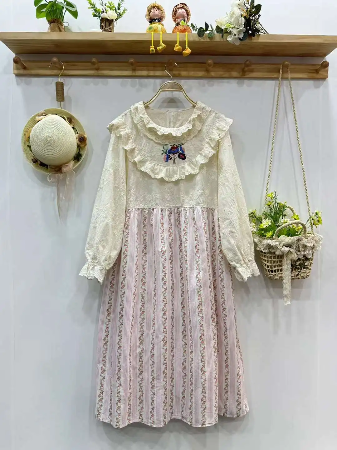 Bust 112cm Japan Style Mori Girl Autumn Lace Embroider Print Patchwork Dress Women Japan Style Cotton Ruffled One-piece Dress