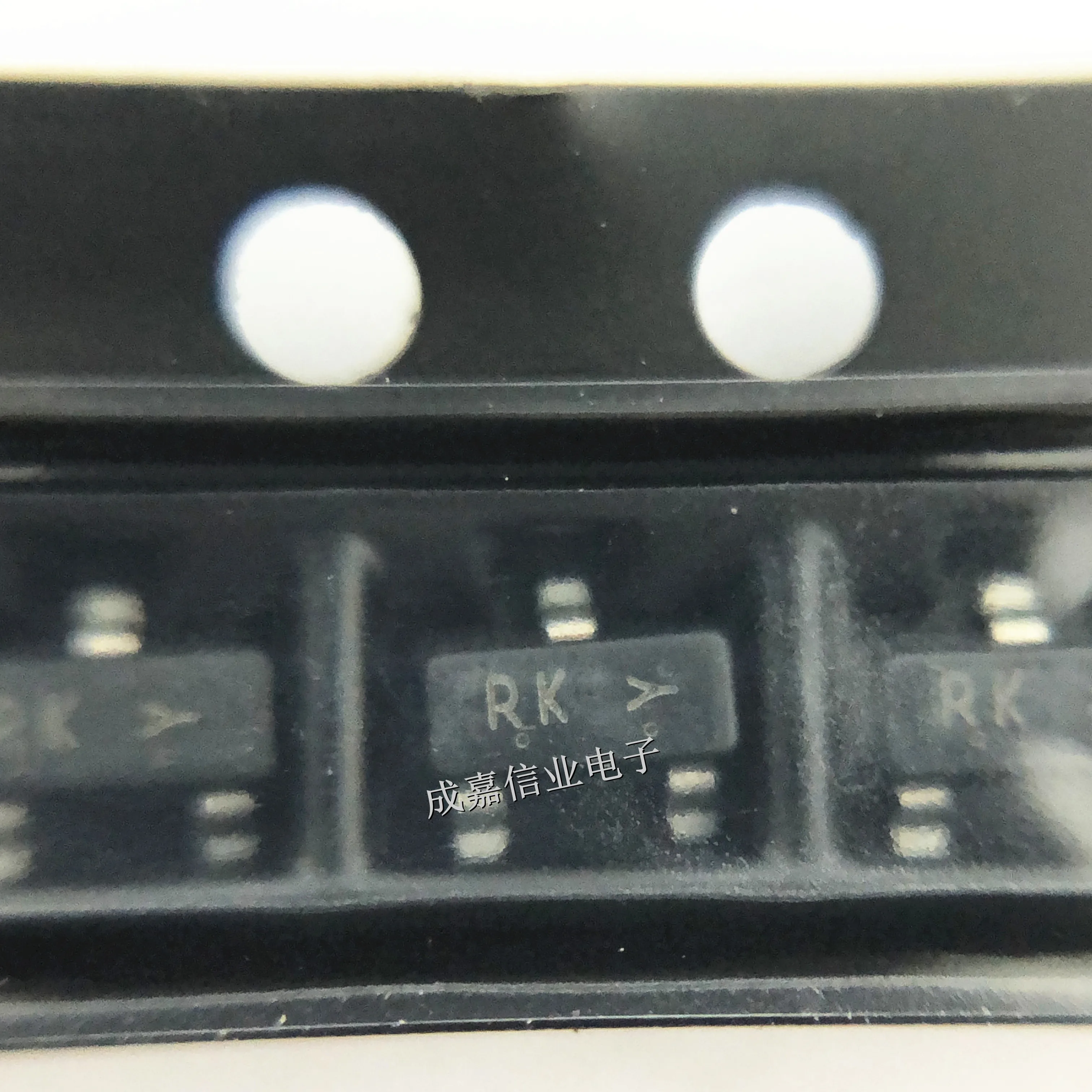 100pcs/Lot L2N7002KLT1G SOT-23-3 MARKING;RK N-channel field-effect transistor MOSFET 380mA 60v Operation Temperature-55℃~+150℃