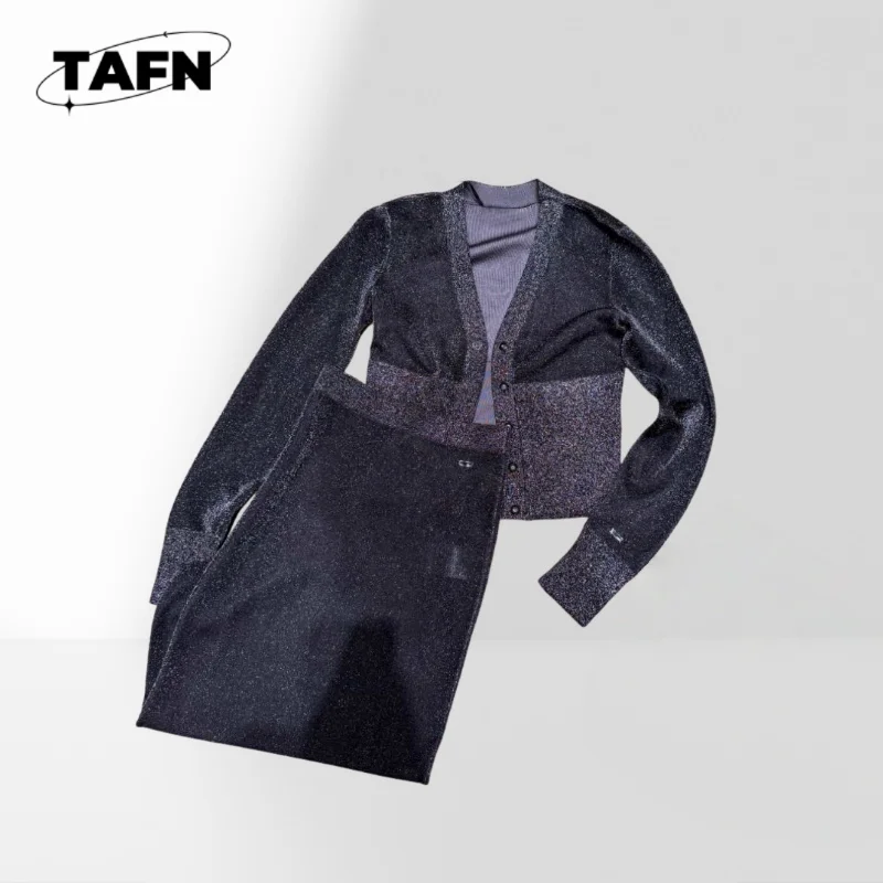 

Шикарный женский комплект с юбкой для повседневного ношения, мягкая и дышащая ткань. Удобный шикарный комплект женской юбки, отлично подходит для AJ0907.