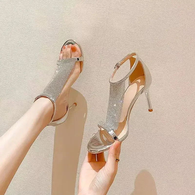 

2025 Summer Fashion New Type One Belt High Heels for Women Sandals Versatile Casual Women's High Heel Sandals sandalias mujer