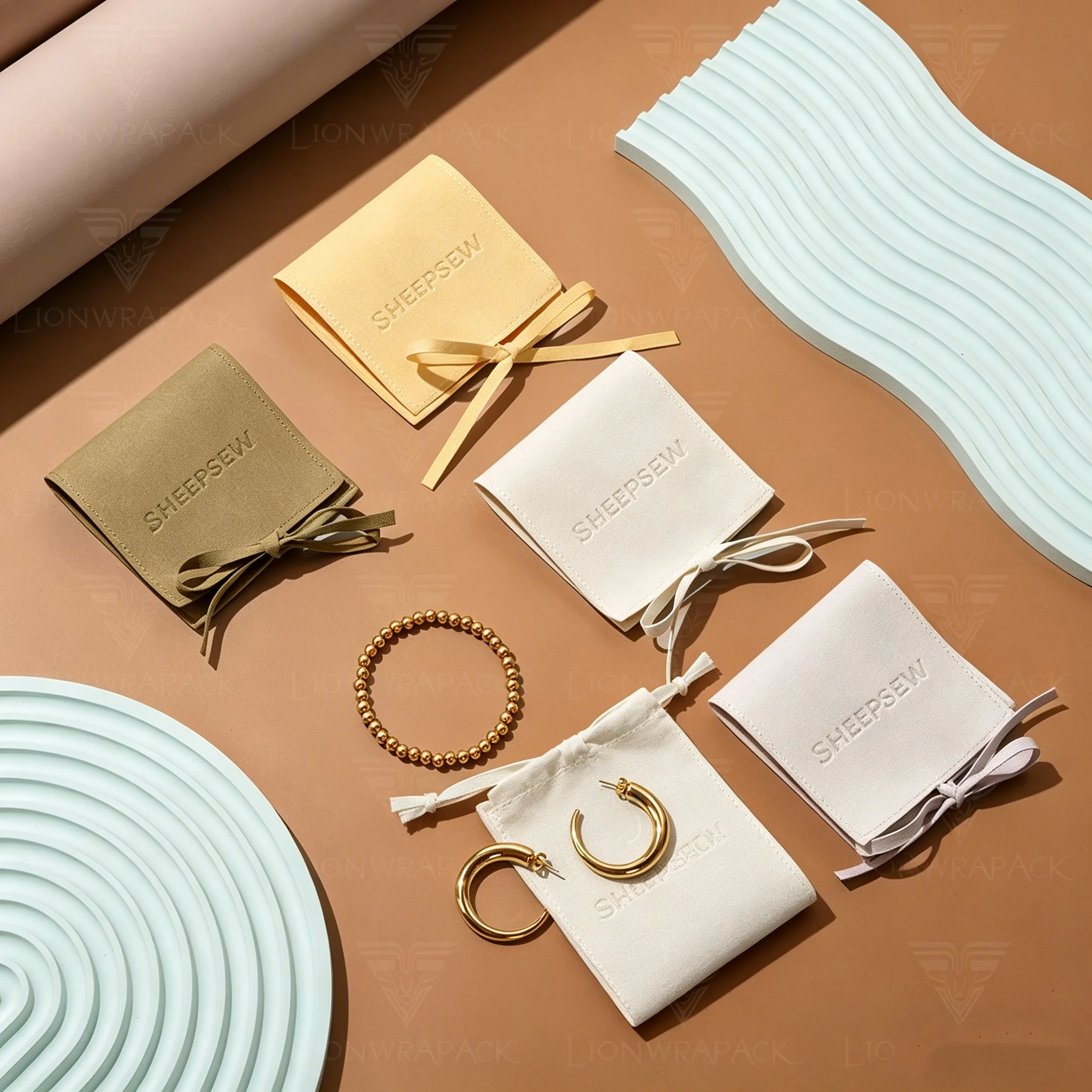 

Мешочек для украшений из микрофибры SheepSew с индивидуальным логотипом, роскошный подарочный конверт для серег, колец, ожерелий, оптовая продажа упаковки для ювелирных изделий