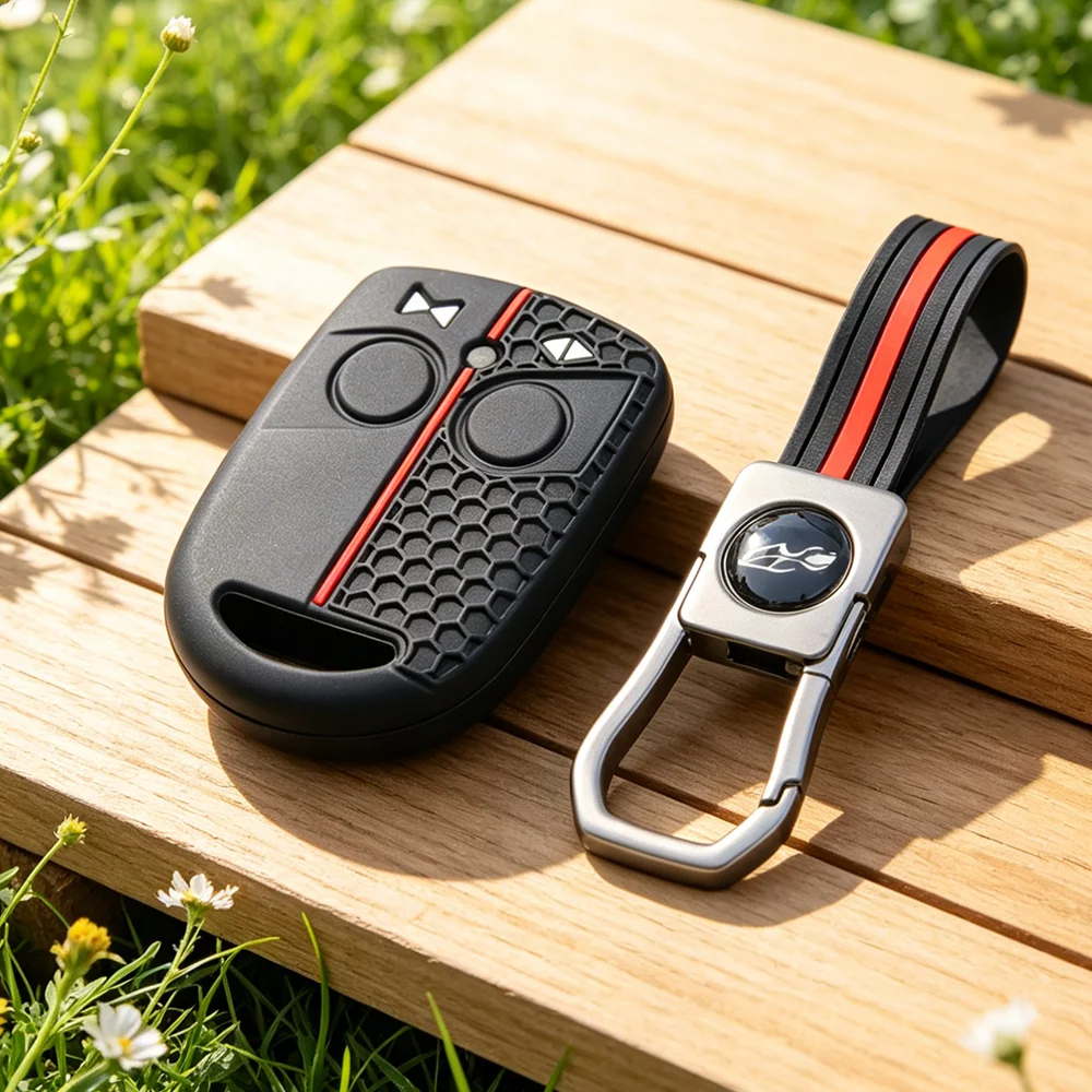 Ergonomic Honeycomb‑Grip Key Case With Keychain for DAF XF 105 XG Volvo Mercedes Benz Sprinter Remote Key Shell Holder