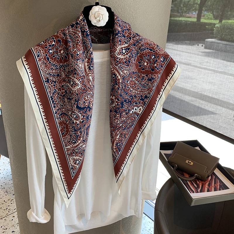 خفيفة الوزن فاخرة الخصر تعزيز فو الأوشحة الحريرية الأوشحة الثلاثي أسفل الستائر الرقبة حماة ملابس خارجية شالات صغيرة
