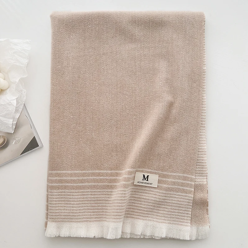 Fashion Gentle Korean Cashmere  high quality woman 2024 luxury Thicken Warm Big Shawl Versatile Long Pashmina Neckerchief