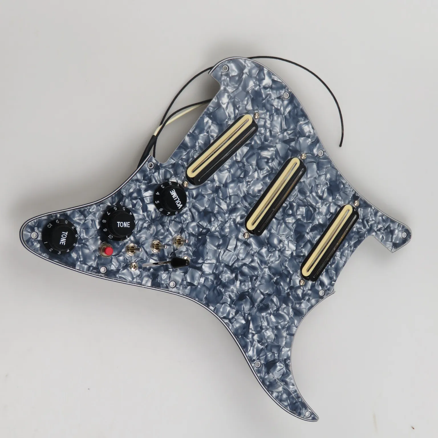 Reverse ST Loaded Pre-Wired Guitar Pickguard Grey Cracked Pearl 3 Rail Blade Single Coil Pickups 1V2T 5 Way