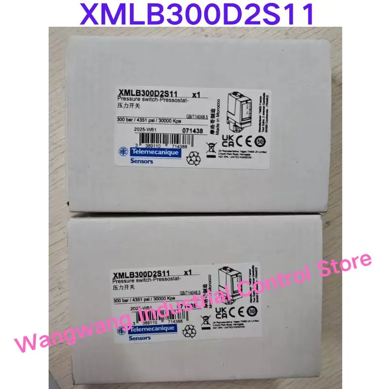 Brand-new  XMLB300D2S11 pressure switch