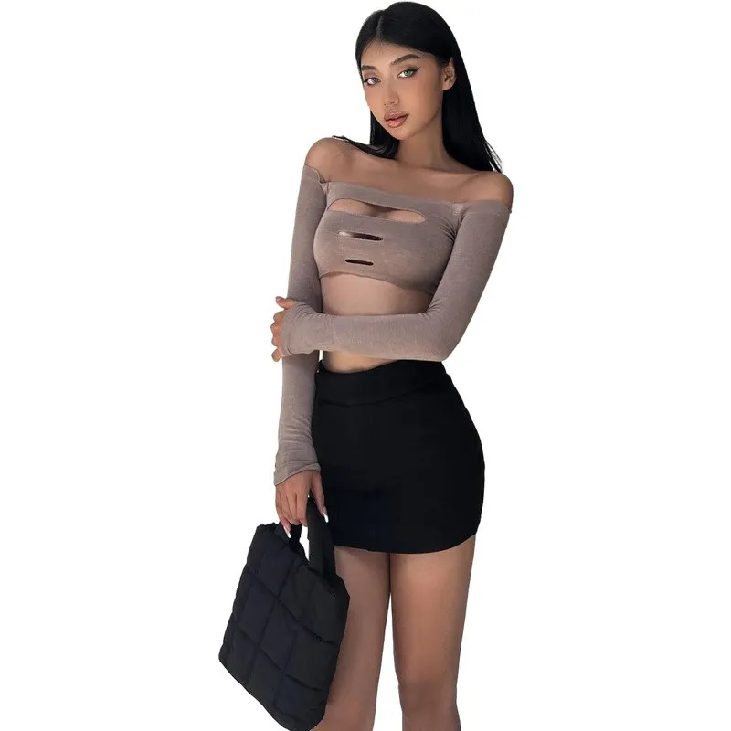 เสื้อยืดแฟชั่นสีพื้นแบบเปิดไหล่ข้างเดียว ดีไซน์เว้าหลัง แขนยาว สไตล์เซ็กซี่สำหรับผู้หญิง ฤดูร้อน รุ่นใหม่ นำเข้าจากต่างประเทศ