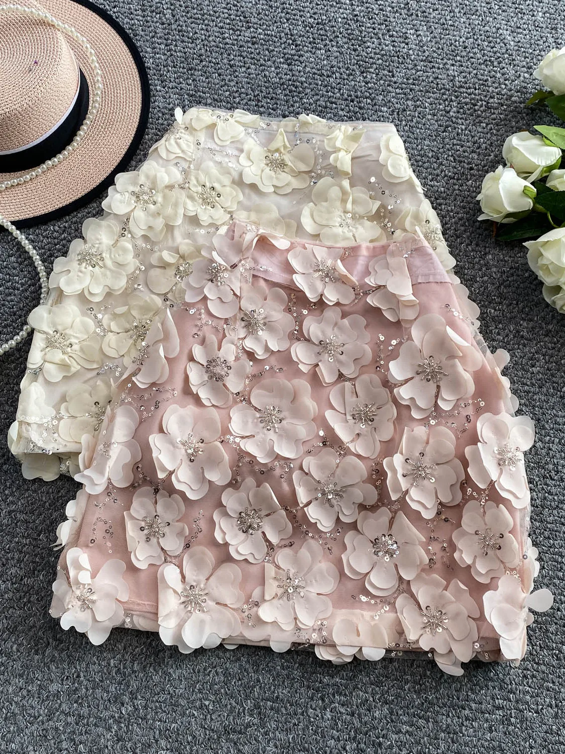 

Блестящая юбка с 3D-цветами и пайетками, с богатой вышивкой, женская летняя элегантная укороченная юбка из тюля, приталенная, премиум-дизайн