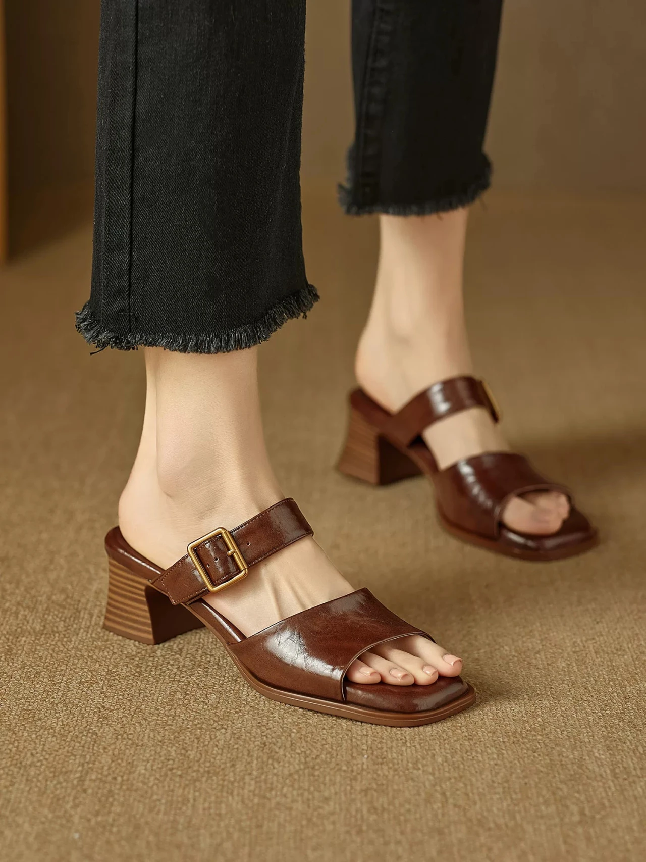 Neue Retro-Lederpantoffeln für Damen, 5 cm klobiger mittelhoher Absatz, quadratische Zehenpartie, große Größe