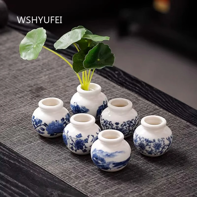 6pcs Mini Blue and White Ceramic Vase Chinese Flower Arrangement Ornaments Desktop Small Hydroponic Vase Small Vase Home Decor