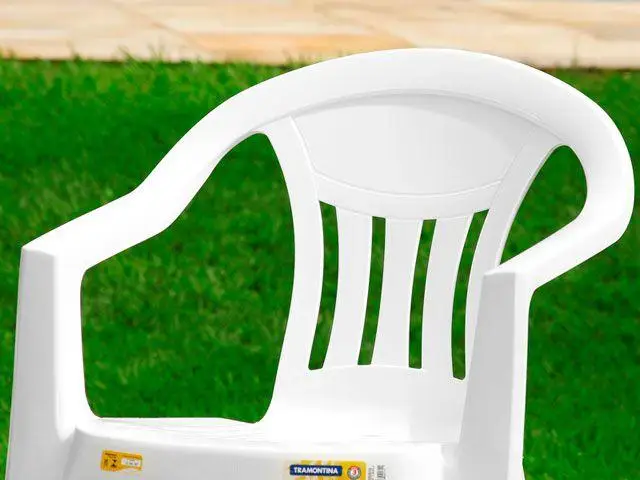 ترامونتين-كرسي جزيرة بيلا