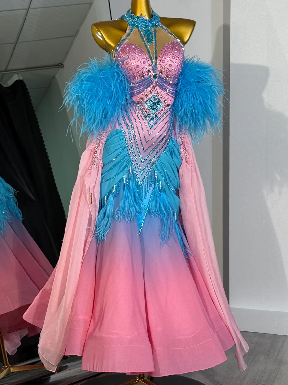 Modern Ballroom Com… - image