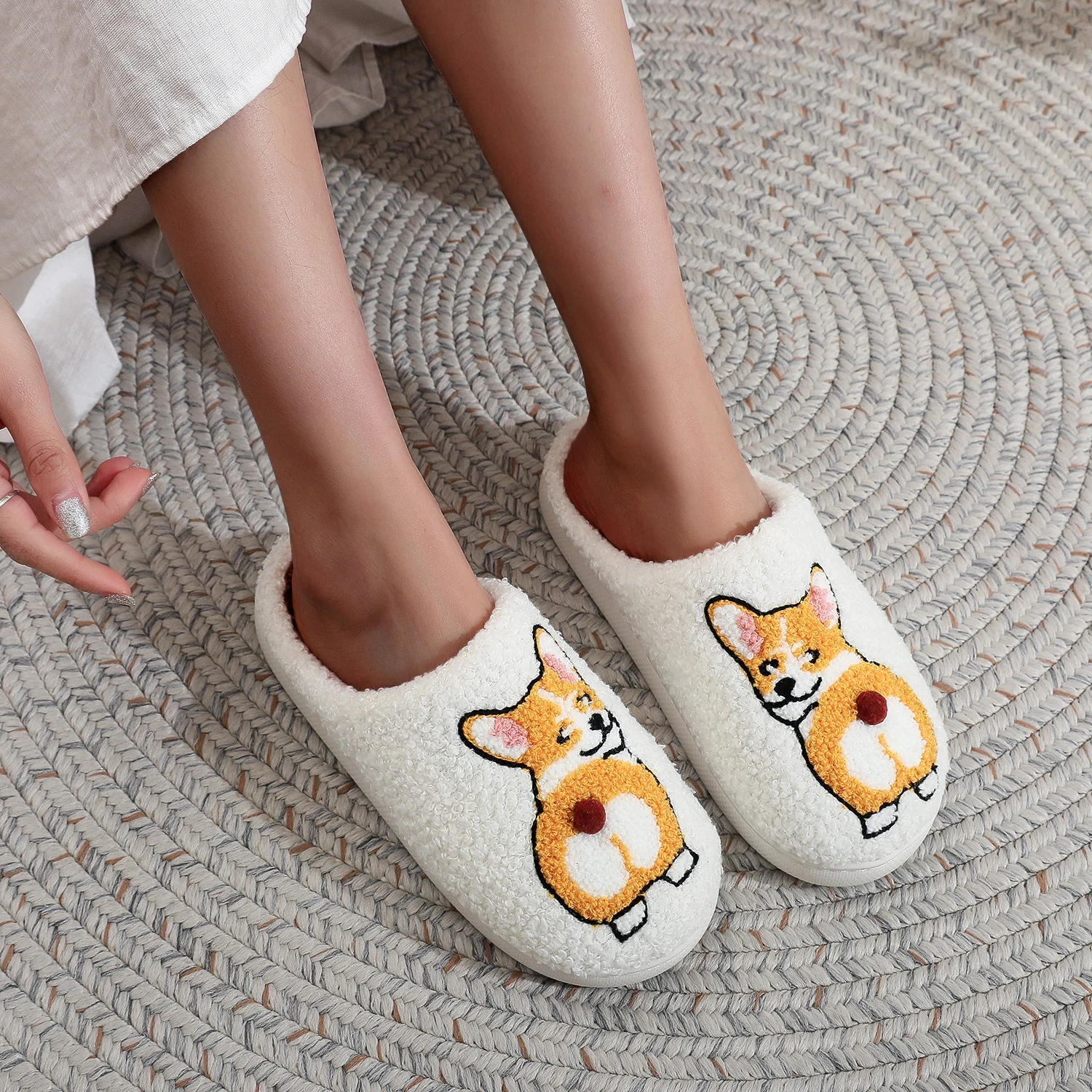 Corgi Pet Pattern Embroidered Plush Home Thick-Soled Comfortable Woolen Cotton Slippers Cute Warm Non-Slip Indoor Slippers Pet Mom Gift Dog Lovers Men and Women Can Wear