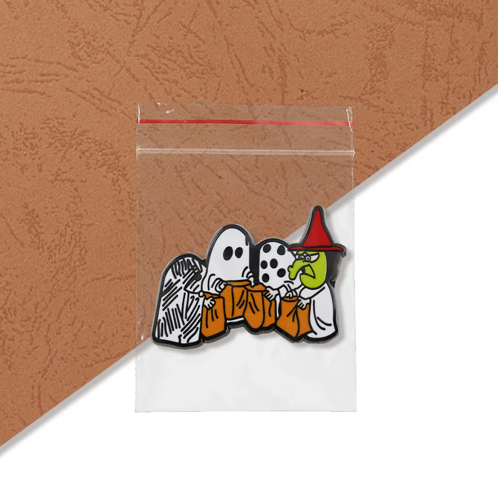 Lustige Kürbis-Geister-Emaille-Anstecknadeln „Trick or Treat“-Broschen Halloween-Party-Abzeichen Niedliche Cartoon-Tier-Hexen-Reversnadeln Großhandel – Detail 10
