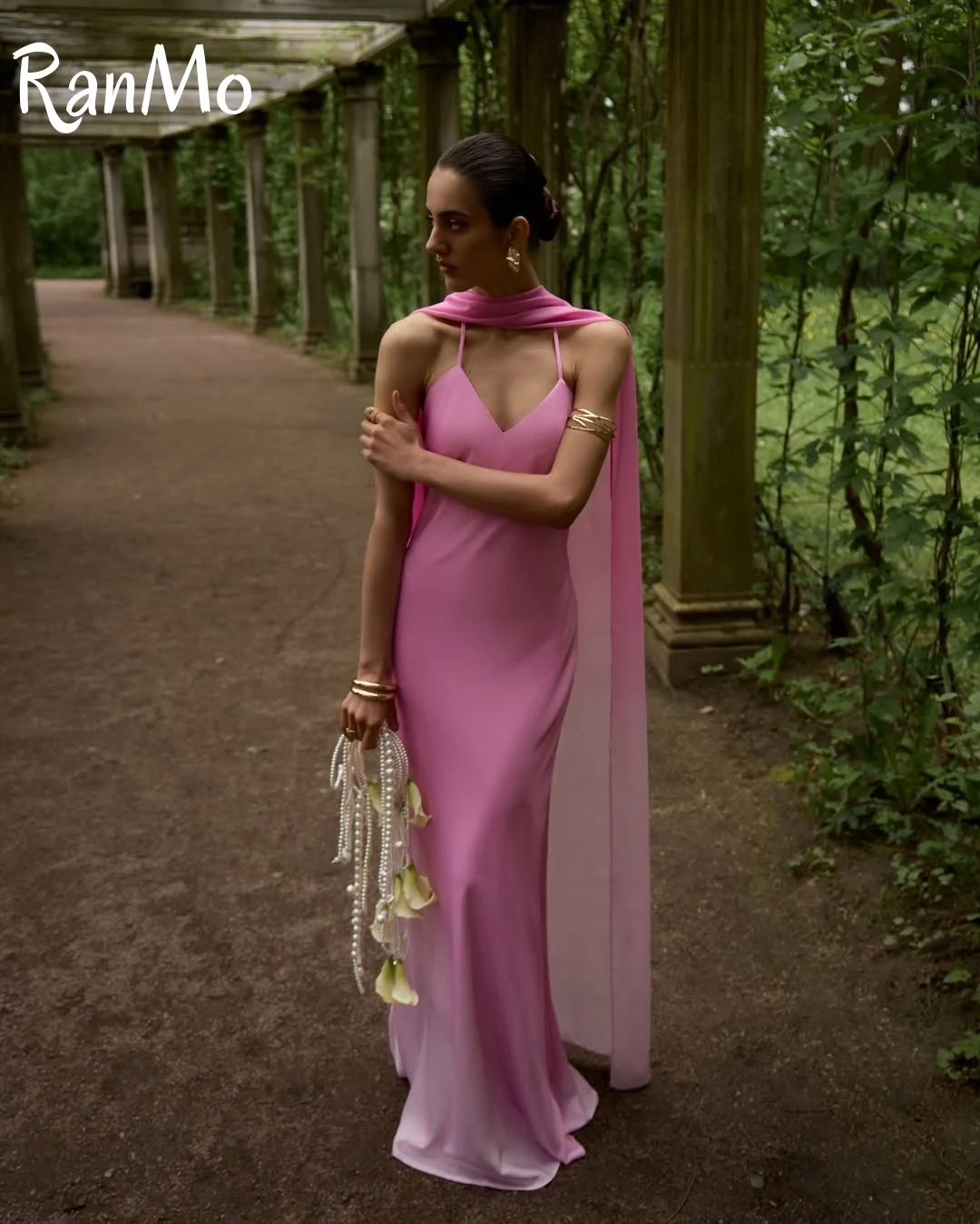 Ranmo 2025 ピンクミディイブニングドレススカーフサテンエレガントなセクシーな背中の開いたスパゲッティストラップミッドウエスト A ラインイブニングドレス Customied