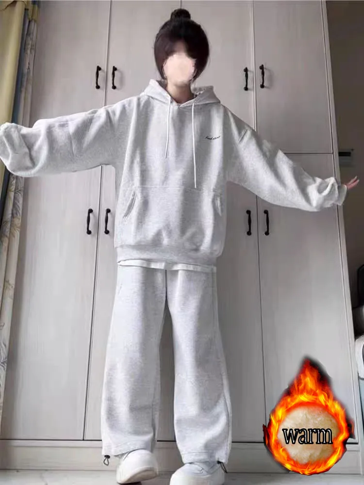 

Женская осенне-зимняя толстая толстовка и брюки на флисовой подкладке, комплект из двух предметов, новый свободный свитшот с капюшоном в корейском стиле, повседневные удобные широкие брюки, комплект из двух предметов в ленивом стиле