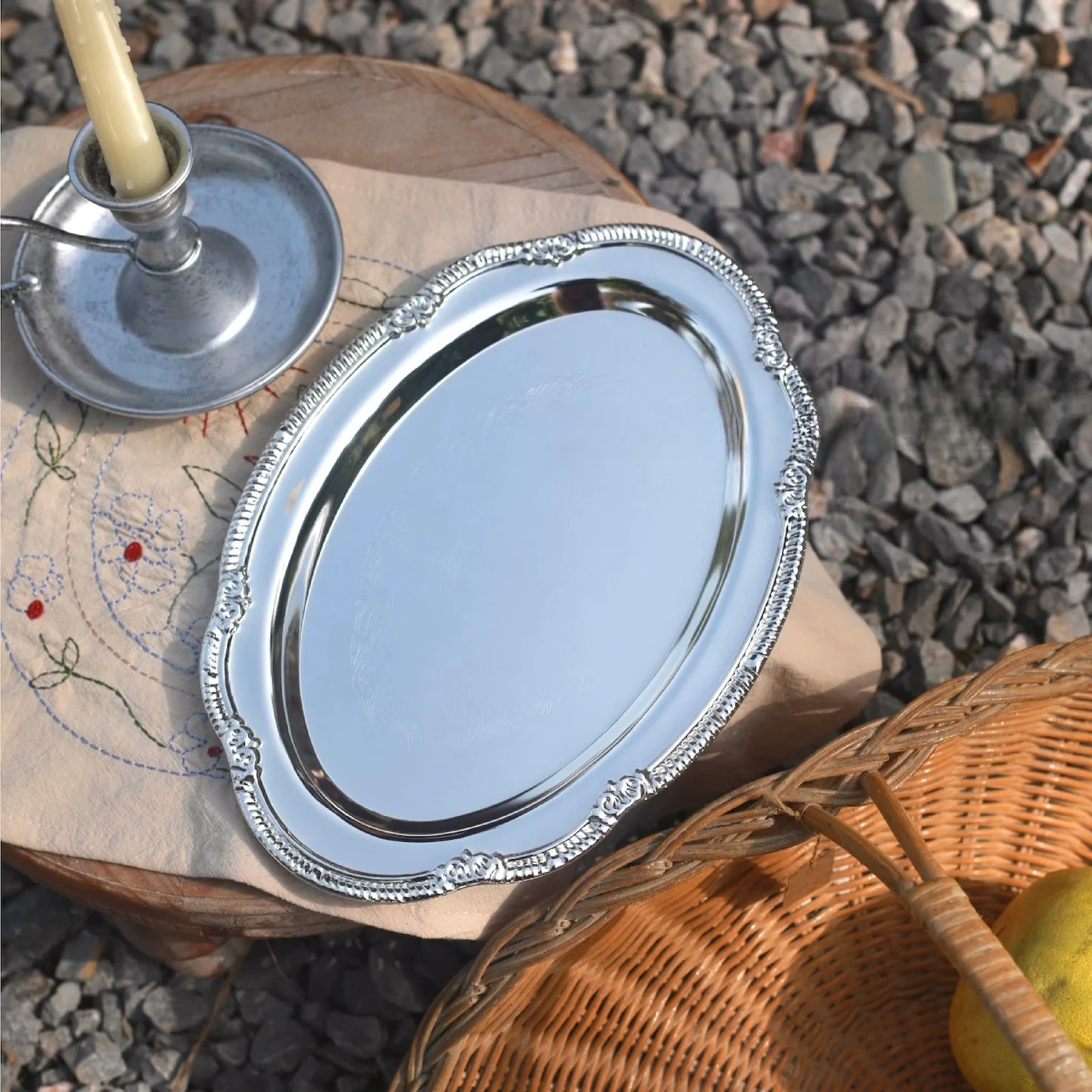 Stainless steel retro relief plate dessert coffee shop props
