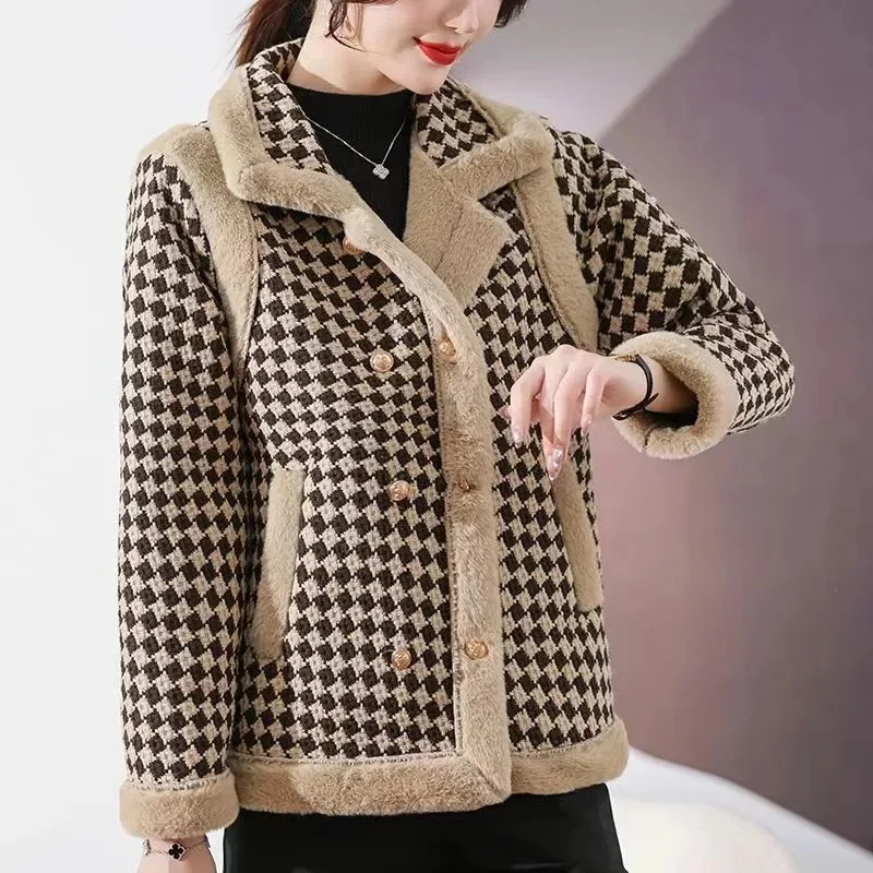 New Autumn And Winter Clothes Velvet Padded Coat Female Short Korean Version Woolen Lattice Temperament Keep Warm Coat XQ254