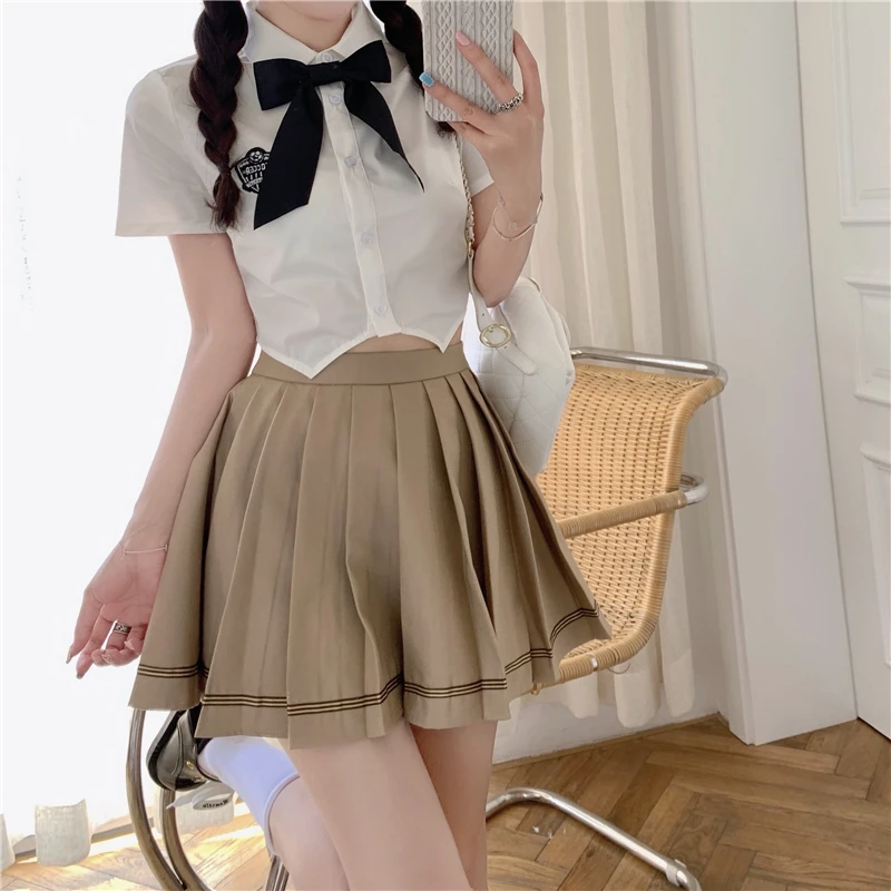 Japanse Hete Meid Jk Uniform Geplooide Rok Pak Mode Sexy College Stijl Dames Uniform Sets Zomer Wit Shirt Kaki Rok