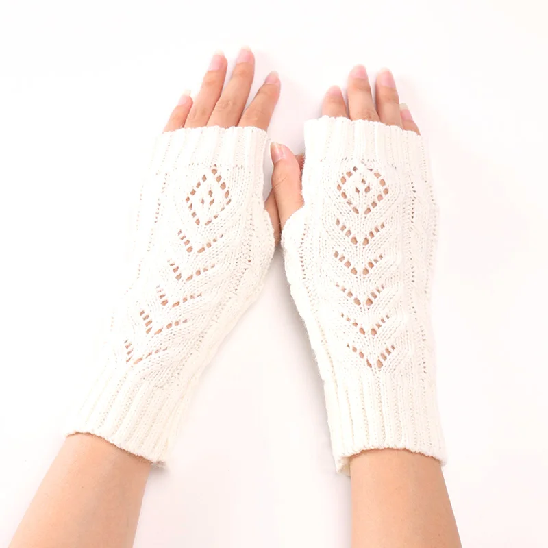 Guantes de medio Dedo de ganchillo tejidos a mano para mujer, mitones cálidos suaves de Color sólido, guantes de conducción al aire libre, moda de invierno