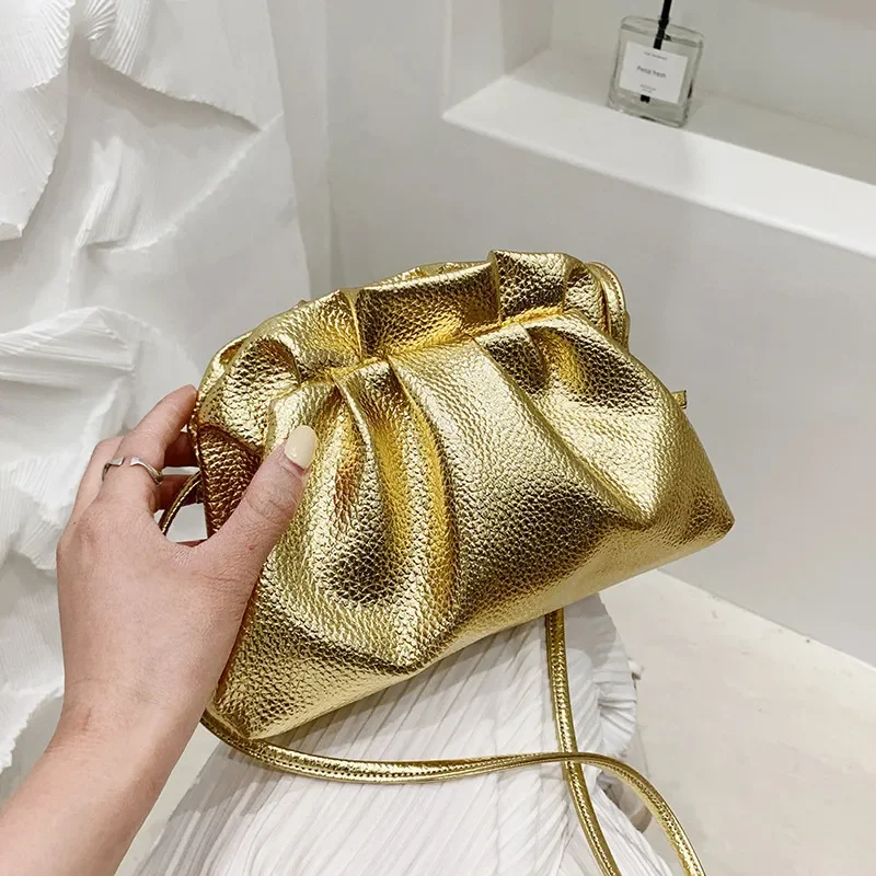 2024 Luxurious Gold For Women Leather Hobos Retro Cloud Crossbody Small PhoneDesign Clutch Clip bag Female Bolsa