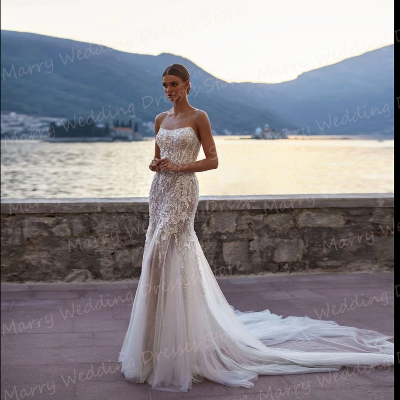 Abiti da sposa a sirena senza spalline Sexy squisiti Appliques di pizzo senza schienale abiti da sposa paillettes lucide lunghezza del pavimento per la festa delle donne