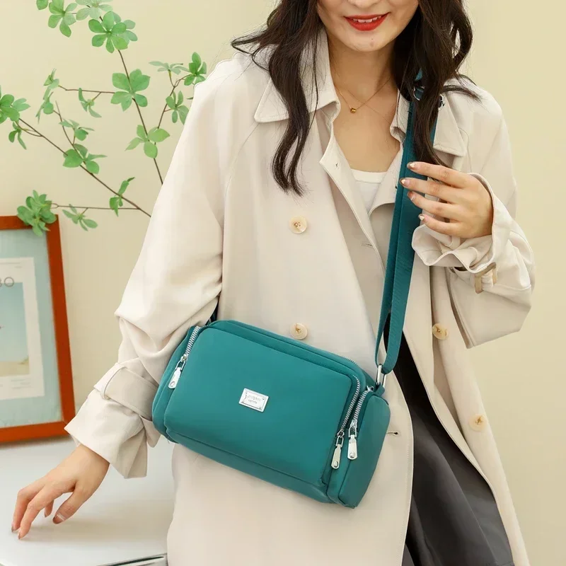 Korean Style Crossbody Bag for Women Waterproof Solid Color Shoulder Bag Messenger Bag Casual Nylon Handbag Large Capacity