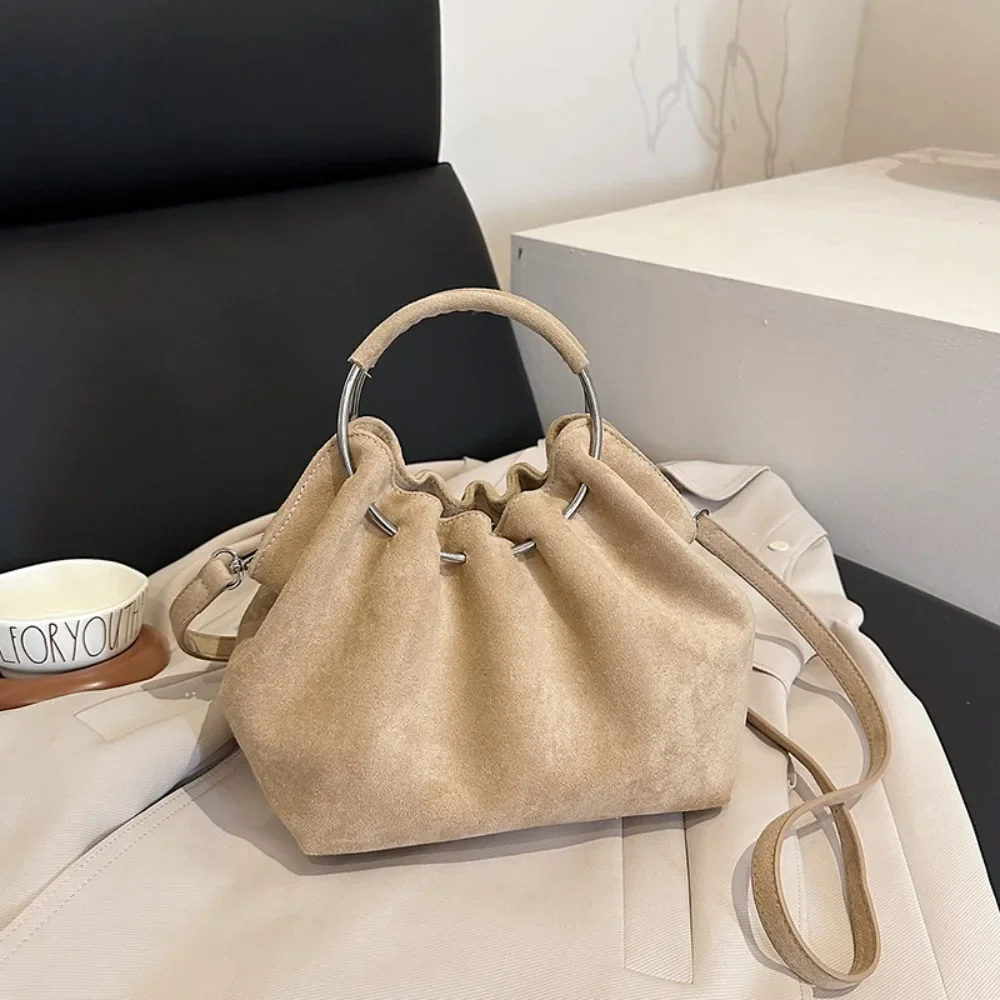 

Personalized pleated bag 2025 popular new retro circular hand-held shoulder crossbody texture armpit bag