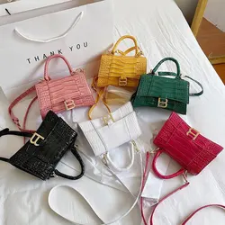 2024 Spring and Summer New Single Shoulder Crossbody Portable Fashion Korean Version Bag Women's European and American Style