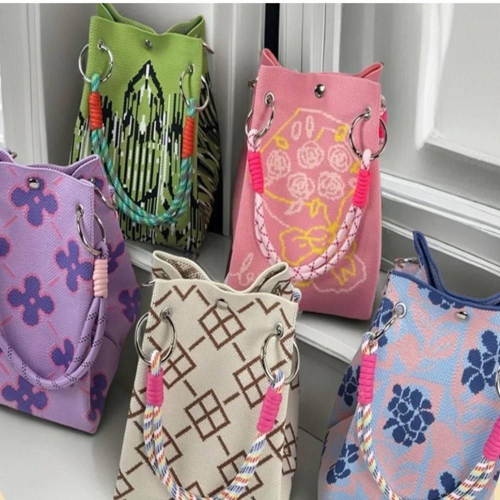 bolsa-vintage-com-flores-bordadas-grande-capacidade-fecho-magnetico-bolsa-de-ombro-unico-tridimensional-sacola-portatil