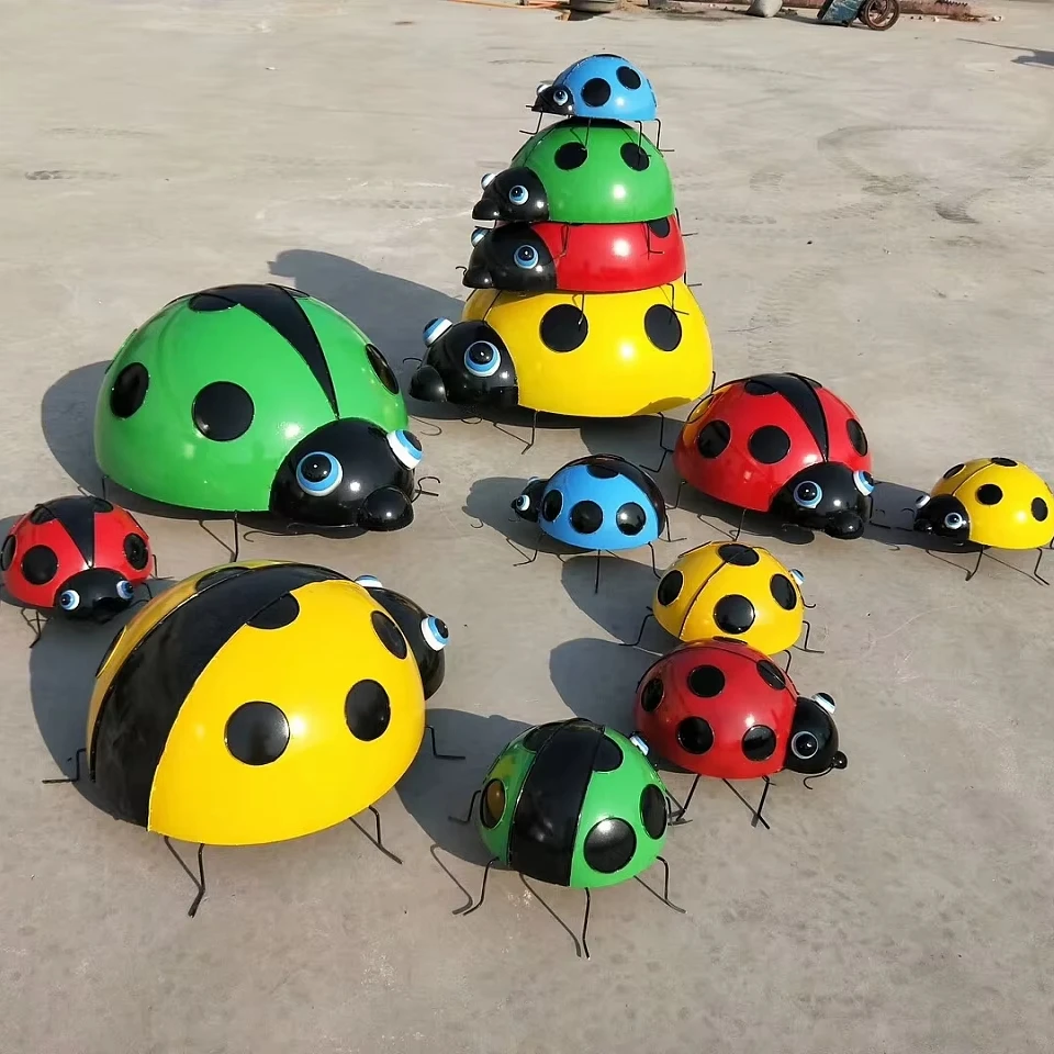 Patung Baja Tahan Karat, Patung Kepik Multiwarna, Dekorasi Lanskap Taman, Ukuran Dapat Disesuaikan