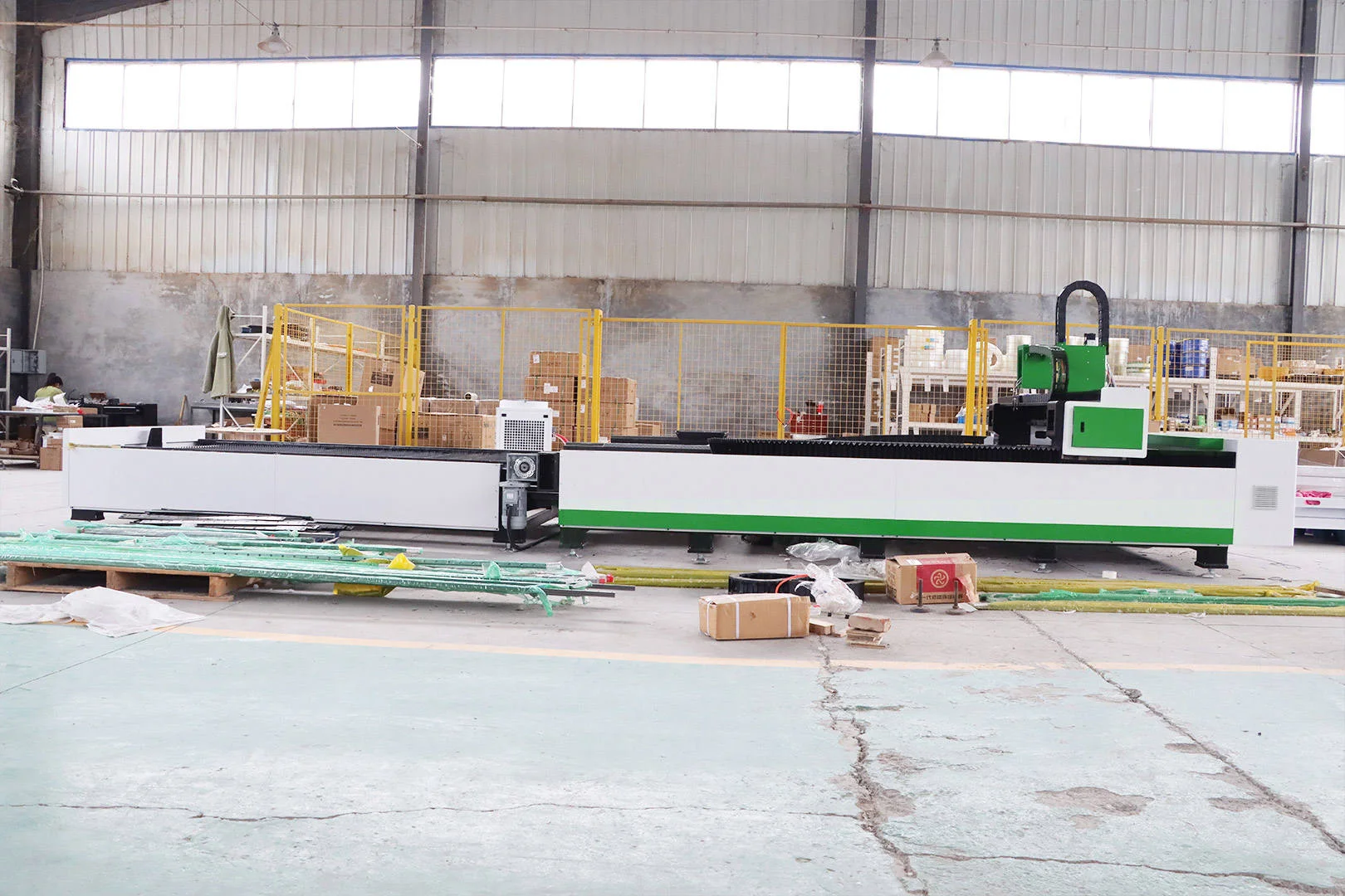 

MC3015FC Fiber Laser Optical Cutting Machine With Exchange Table Price