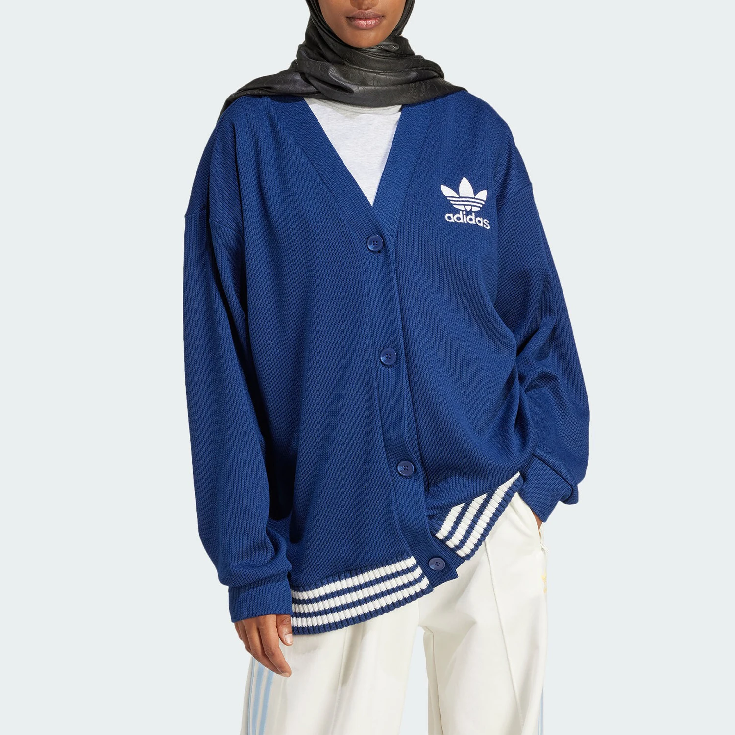 

Adidas Genuine Trefoil Women's Loose Knit Cardigan IR5292