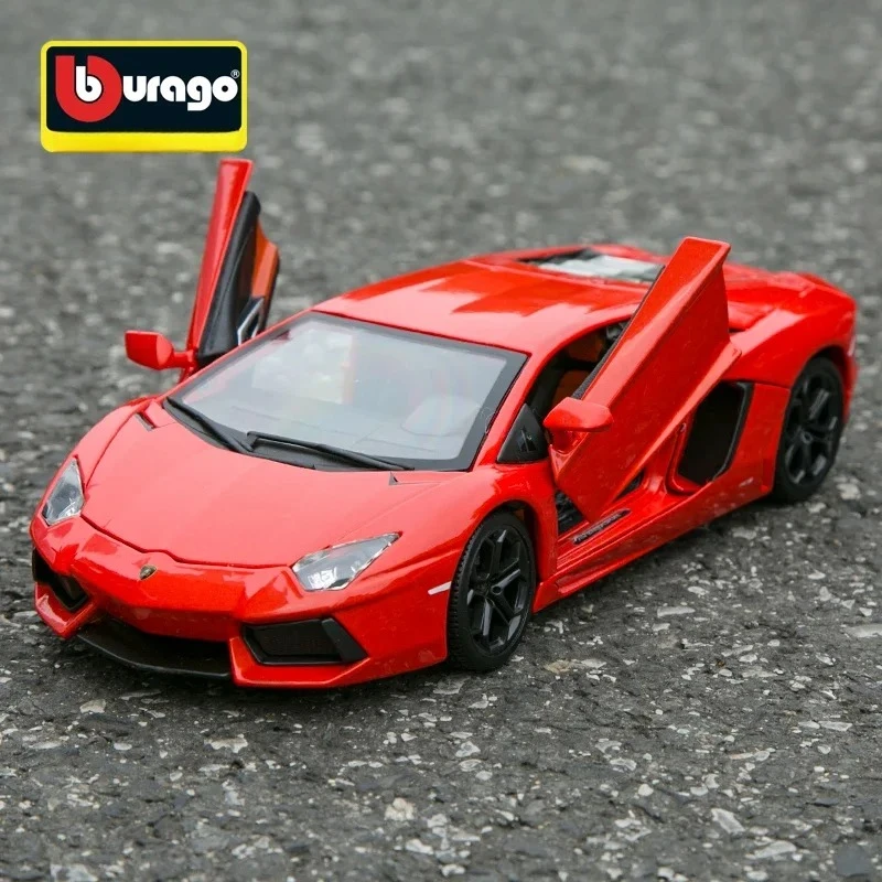 

Bburago 1:18 LP700-4 модель спортивного автомобиля из сплава, литой под давлением металлический игрушечный транспорт, модель автомобиля, коллекция моделирования, подарок для детей