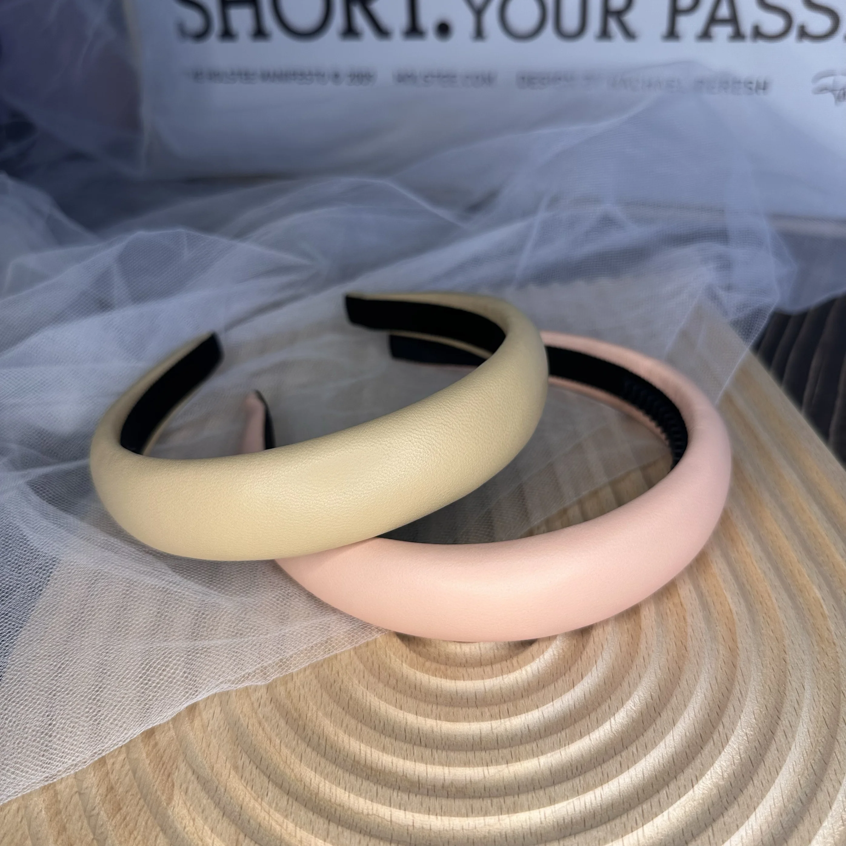 2025年春新作-ワイドエッジレザーヘッドバンド-マルチカラー-高さのある立体感のある万能ヘアカーディヘッドバンド-ヘアアクセサリー