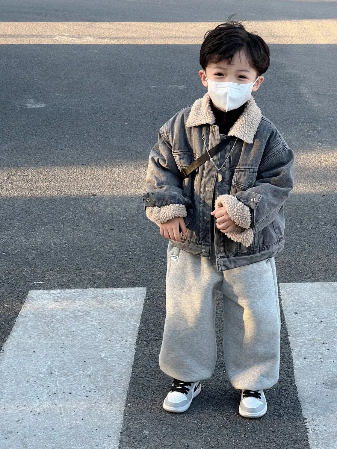 

Fashion Children Winter Warm Boys Clothes Set Fashion Elegance Plus Velvet Jean Jacket Coat+Pants Kids Handsome Parka Clothes