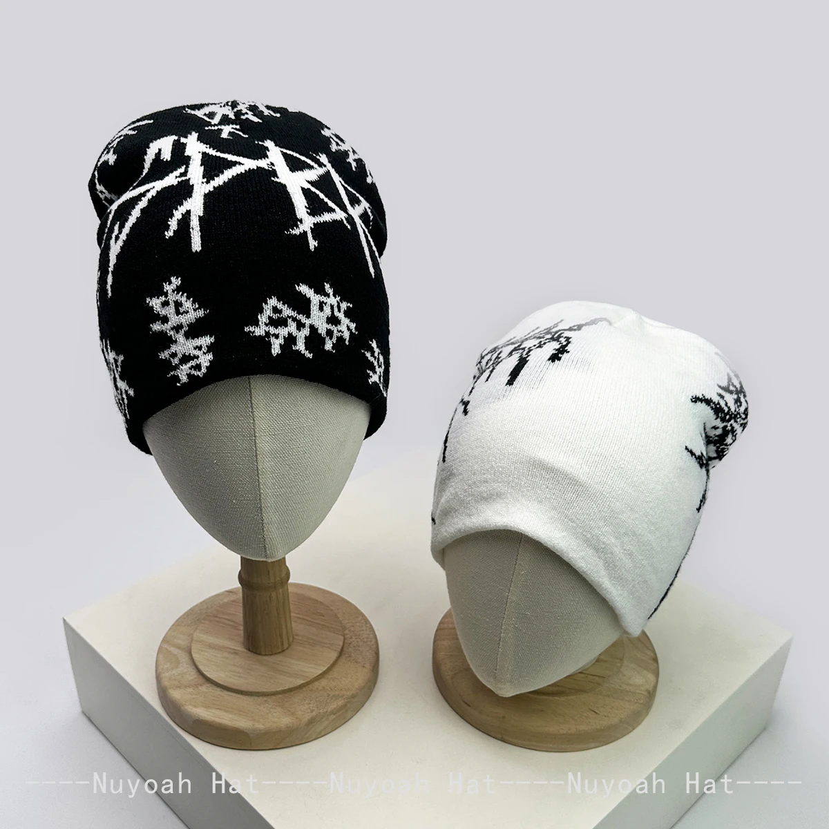 New Men Women Dark Style Jacquard Organic Skeleton Letter Knitted Hats Warm Personal Fashion Hip-hop Beanies Street Versatile