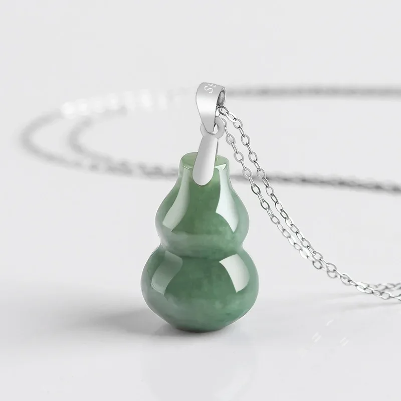 

Burmese Jadeite Gourd Pendant Gifts for Women Fashion Man Necklace Emerald Amulet Jade Green 925 Silver Jewelry Natural