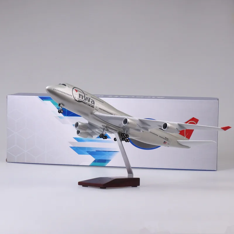 

47CM 1:150 Scale Diecast Model Northwest Airlines Boeing 747 Resin Airplane Airbus With Light And Wheels Toy Collection Display