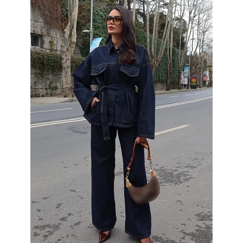 

Джинсовые брюки Комплект из 2 предметов Женские куртки Джинсы Наряды Широкие брюки Костюм на шнуровке с отложным воротником Винтажный ансамбль Осень 2025