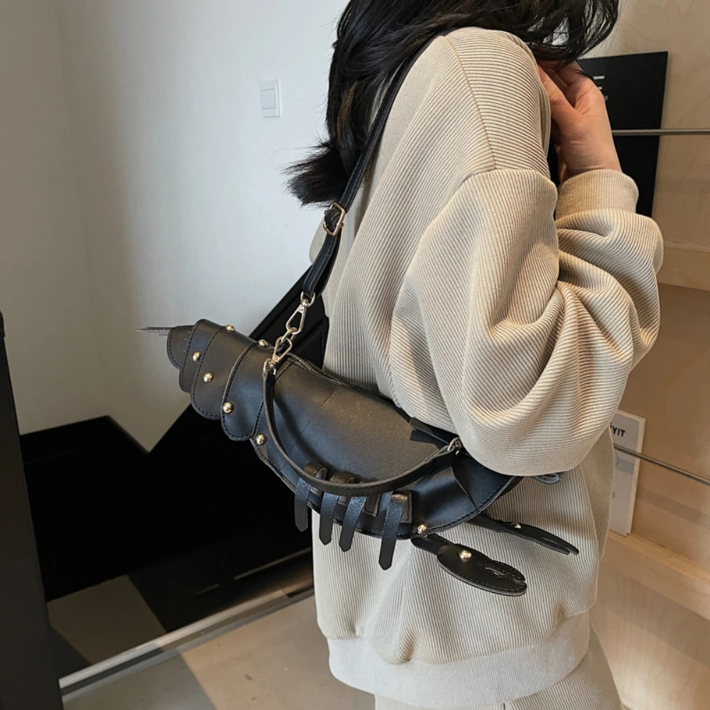 

Personalized Handbag Lobster Bag New Fashionable Rivet Design Shoulder Bag Cute Girl Versatile Crossbody Bag Trendy Bag