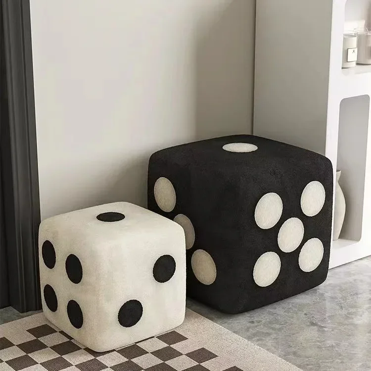 Living Room Foot Stool Sieve Small Stool Holiday Gift Fashion Furniture Home Shoe Stool Cute Dice Lamb Velvet Sitting Block