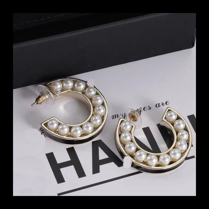 

Double C Epoxy Pearl Earrings Small Fragrant Style Fashion High Sense Silver Needle Stud Earrings