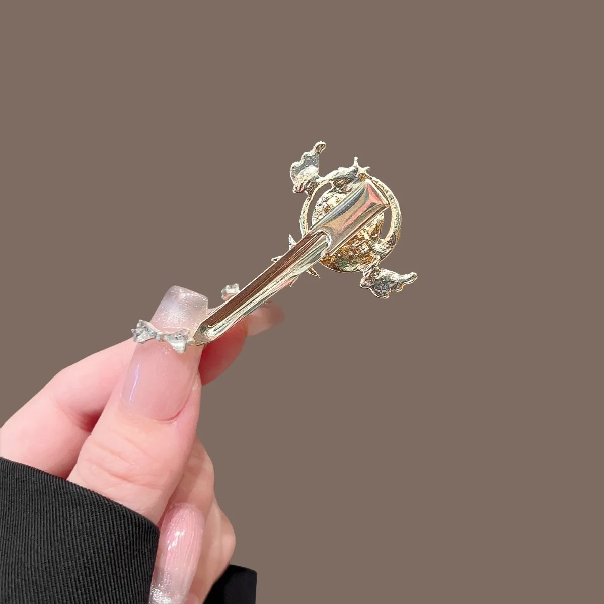 1/2 Stuks Mooi Meisje Warrior Hits Diamant Bezaaid Toverstaf Haar Clip Roze Dromerige Super Opvallende verlichten Speelse Styling