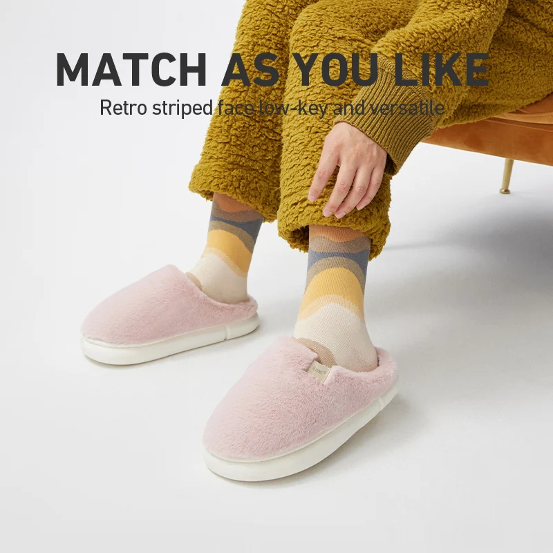 UTUNE Women Winter Indoor Slippers Fluffy Men Home Flats Non-slip Platform Warm Plush Couple Family House Shoes Concise Slipper